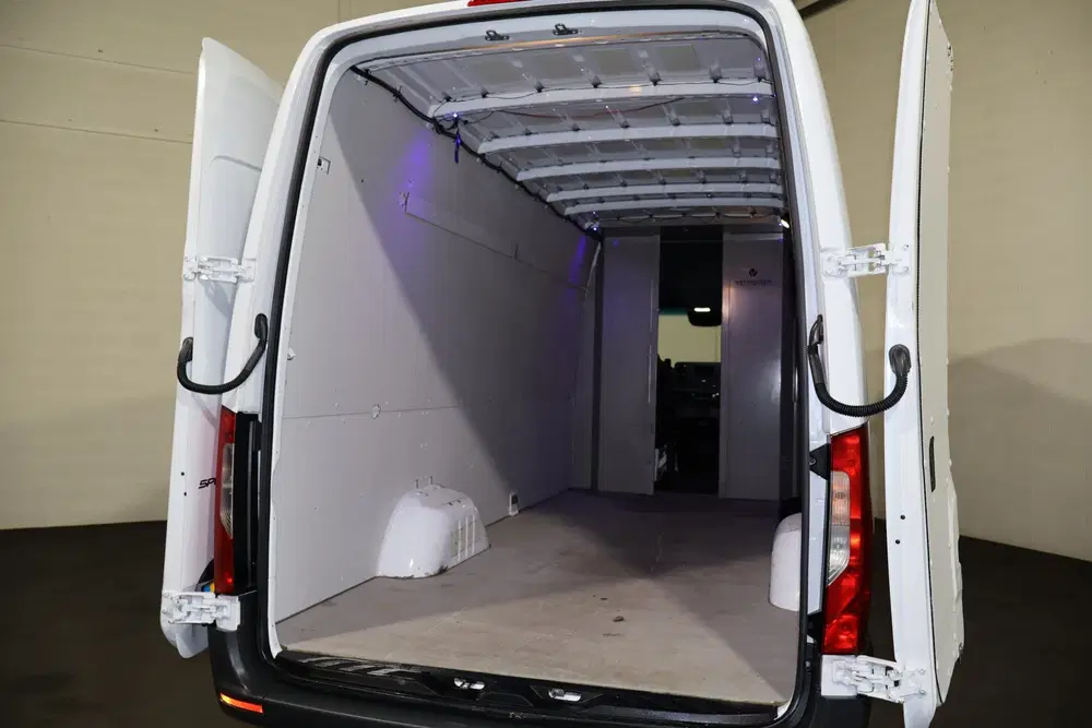 Mercedes-Benz Sprinter 314 CDI Automaat L3 H2 Airco Navigati uit 2021, foto 14