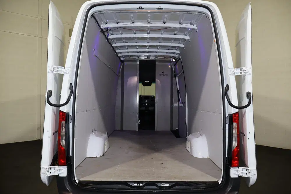 Mercedes-Benz Sprinter 314 CDI Automaat L3 H2 Airco Navigati uit 2021, foto 3