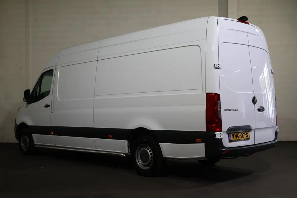 Mercedes-Benz Sprinter 314 CDI Automaat L3 H2 Airco Navigati uit 2021, foto 7