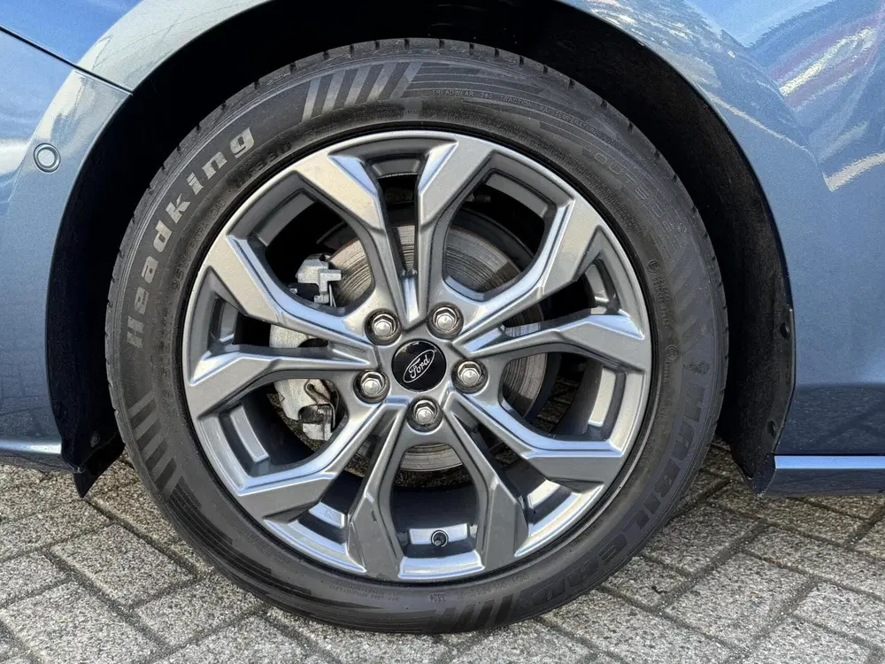 Ford Focus 1.0 EcoBoost Hybrid ST Line X uit 2024, foto 9