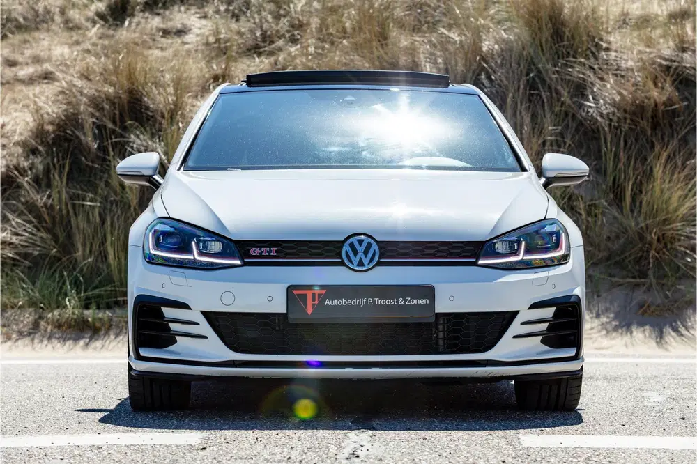 Volkswagen Golf 2.0 TSI GTI Performance Panoramadak uit 2019, foto 12