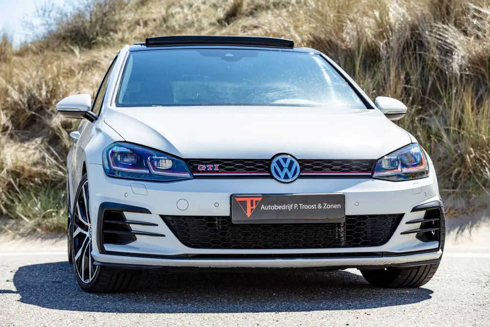 Volkswagen Golf 2.0 TSI GTI Performance Panoramadak uit 2019, foto 7