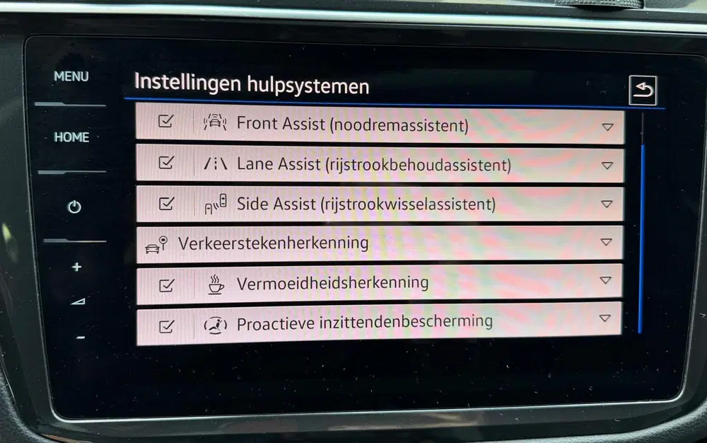 Volkswagen Tiguan 1.5 TSI R-Line Business+ R-Line uit 2021, foto 12