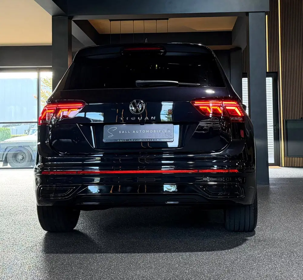 Volkswagen Tiguan 1.5 TSI R-Line Business+ R-Line uit 2021, foto 5