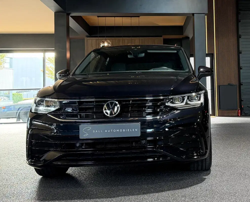 Volkswagen Tiguan 1.5 TSI R-Line Business+ R-Line uit 2021, foto 9