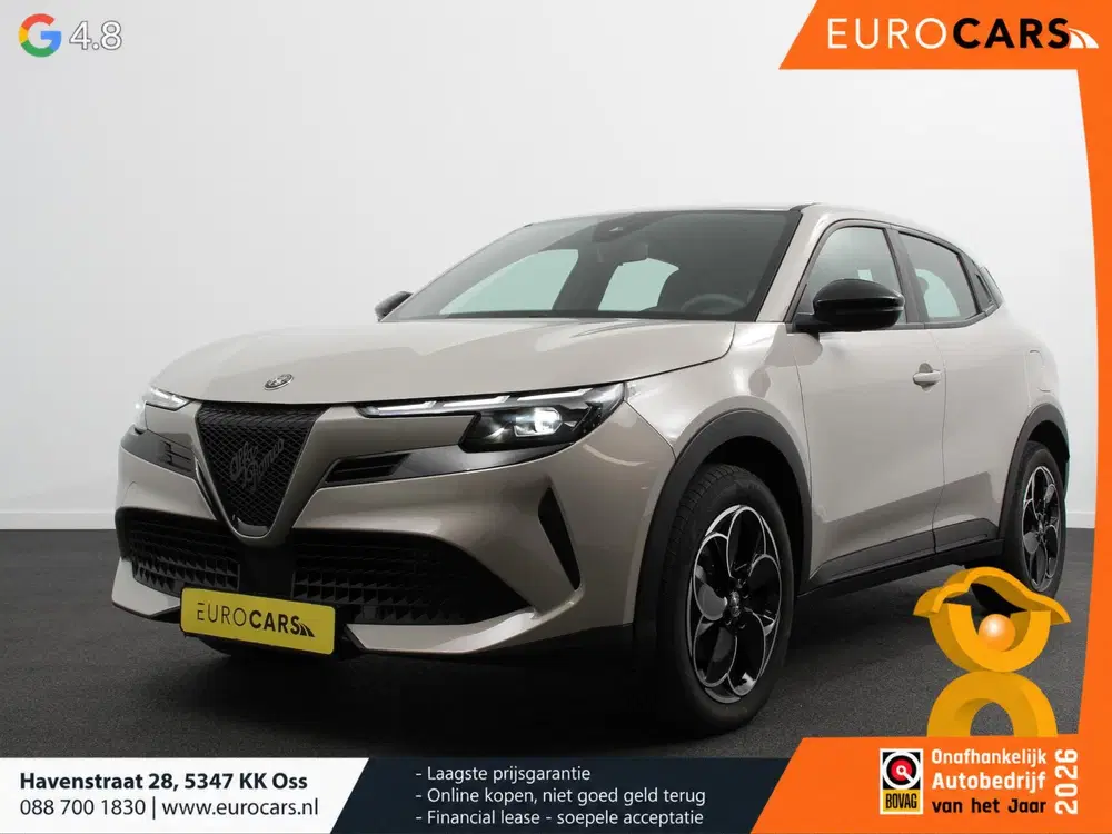 Alfa Romeo Junior Elettrica Automaat 156PK Adaptieve Cruise uit 2025