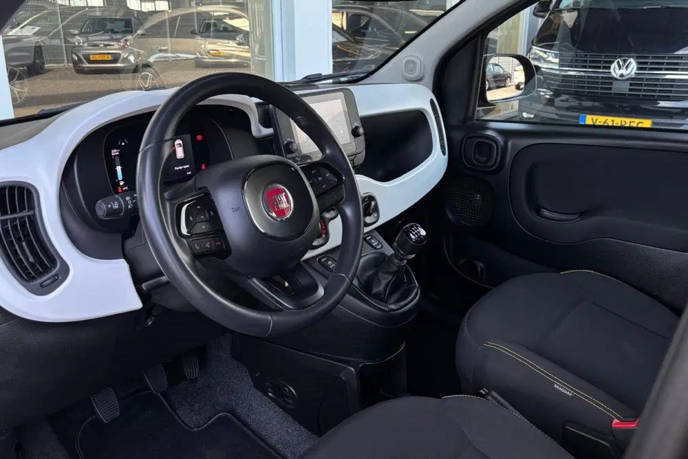 Fiat Panda 1.0 Hybrid Pandina Cross uit 2025, foto 2