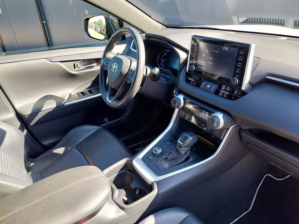 Toyota RAV 4 2.5 Hybrid AWD Bi-Tone ADAPT CRUISE CAMERA uit 2019, foto 8