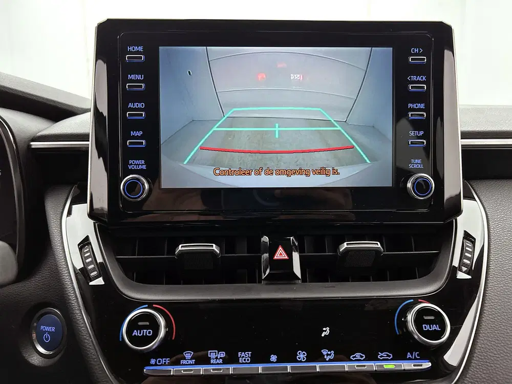 Toyota Corolla 2.0 Hybrid Style Bi-Tone uit 2020, foto 8