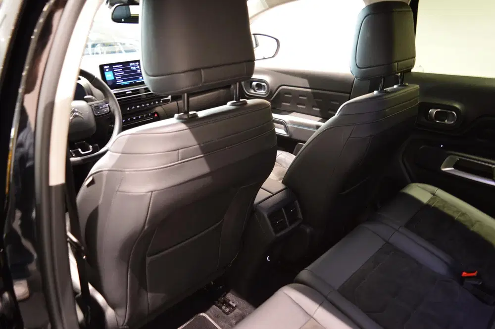 Citroën C5 Aircross Citroen C5 Aircross Hybrid 136 ë-Series ST uit 2024, foto 11