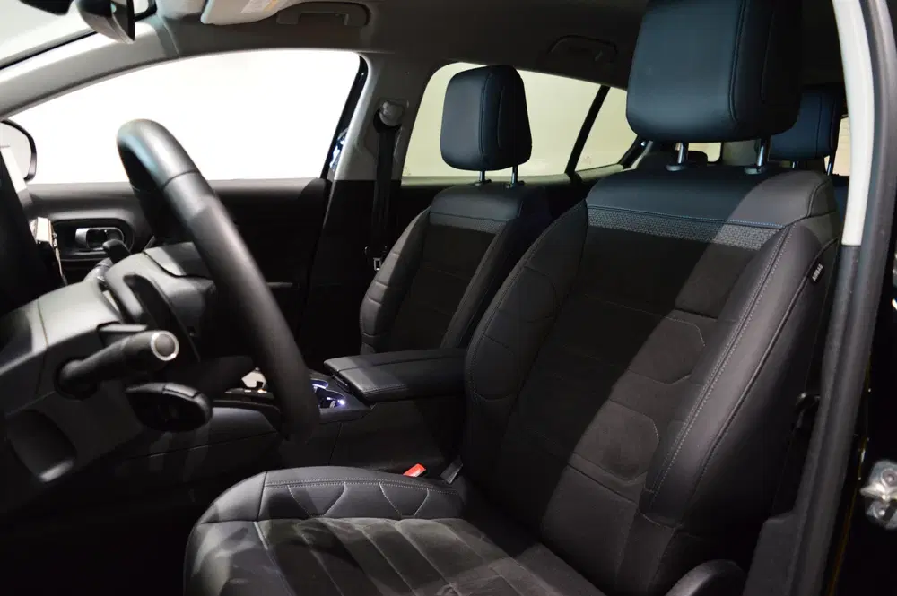 Citroën C5 Aircross Citroen C5 Aircross Hybrid 136 ë-Series ST uit 2024, foto 8