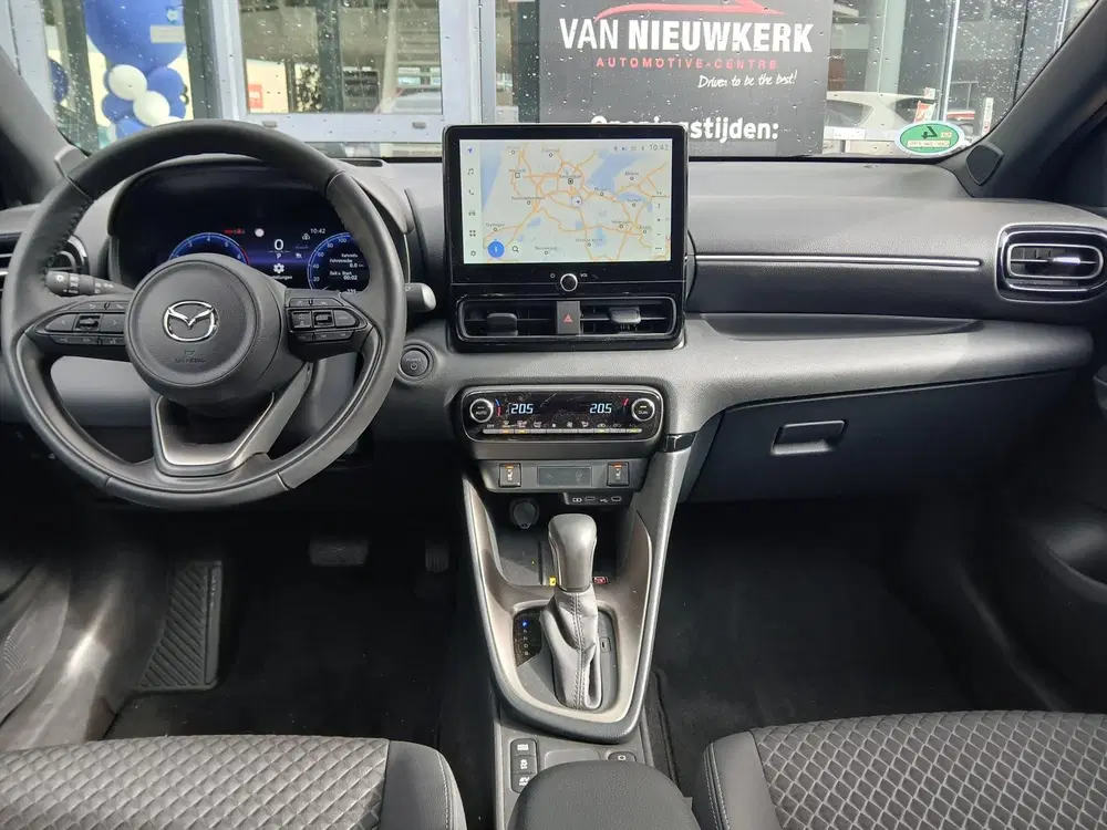 Mazda 2 1.5 Hybrid 116pk CVT Homura Plus uit 2024, foto 5
