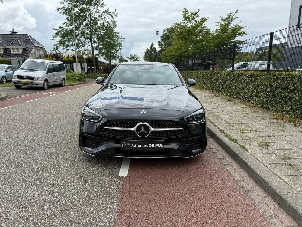 Mercedes-Benz C-Klasse 300 AMG Line DISTRONIC Actieve Stuur uit 2021, foto 11