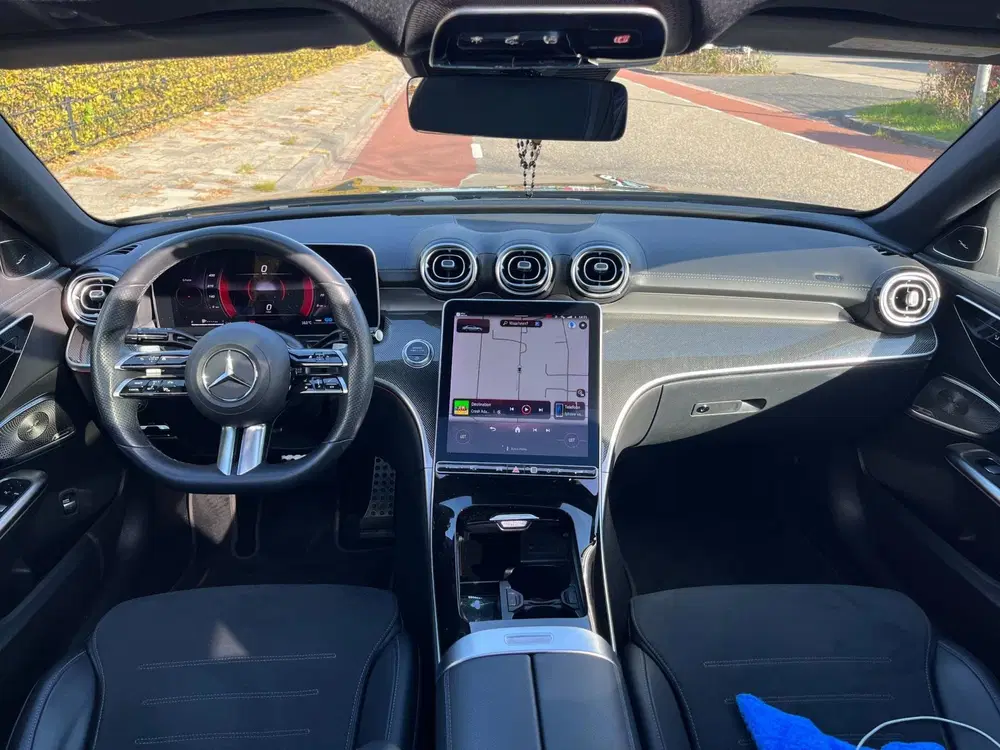 Mercedes-Benz C-Klasse 300 AMG Line DISTRONIC Actieve Stuur uit 2021, foto 4