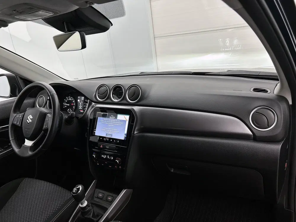 Suzuki Vitara 1.4 Boosterjet Select Smart Hybrid uit 2025, foto 6