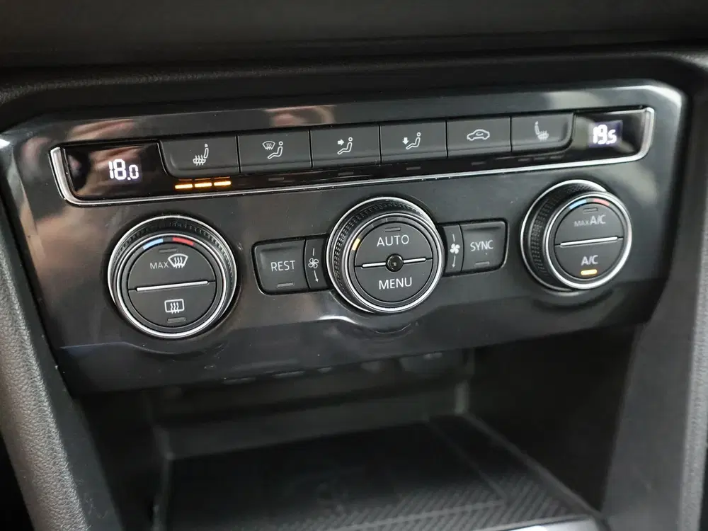 Volkswagen Tiguan 1.5 TSI ACT Highline Business R uit 2020, foto 13