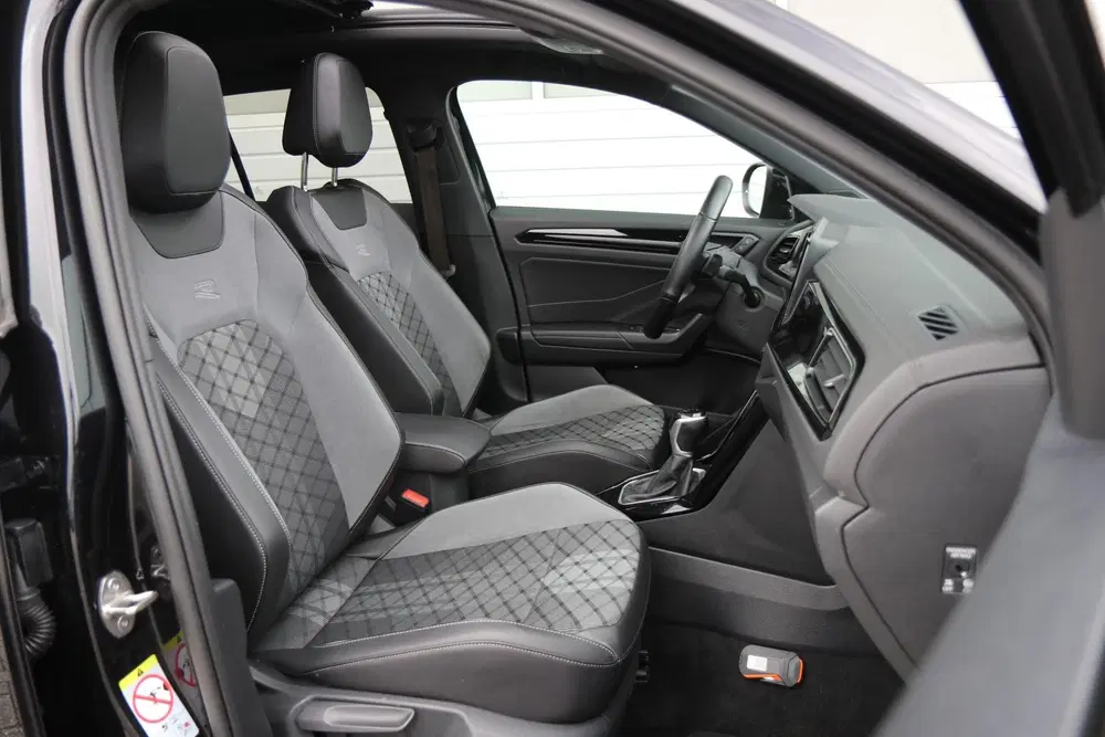 Volkswagen T-Roc 1.5 TSI 150pk DSG R-Line Business uit 2023, foto 14