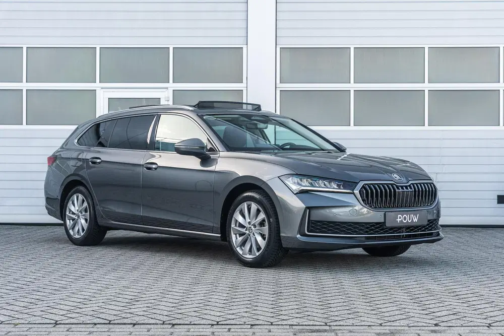 Skoda Superb 1.5 TSI 150pk DSG MHEV First Edition uit 2024, foto 10