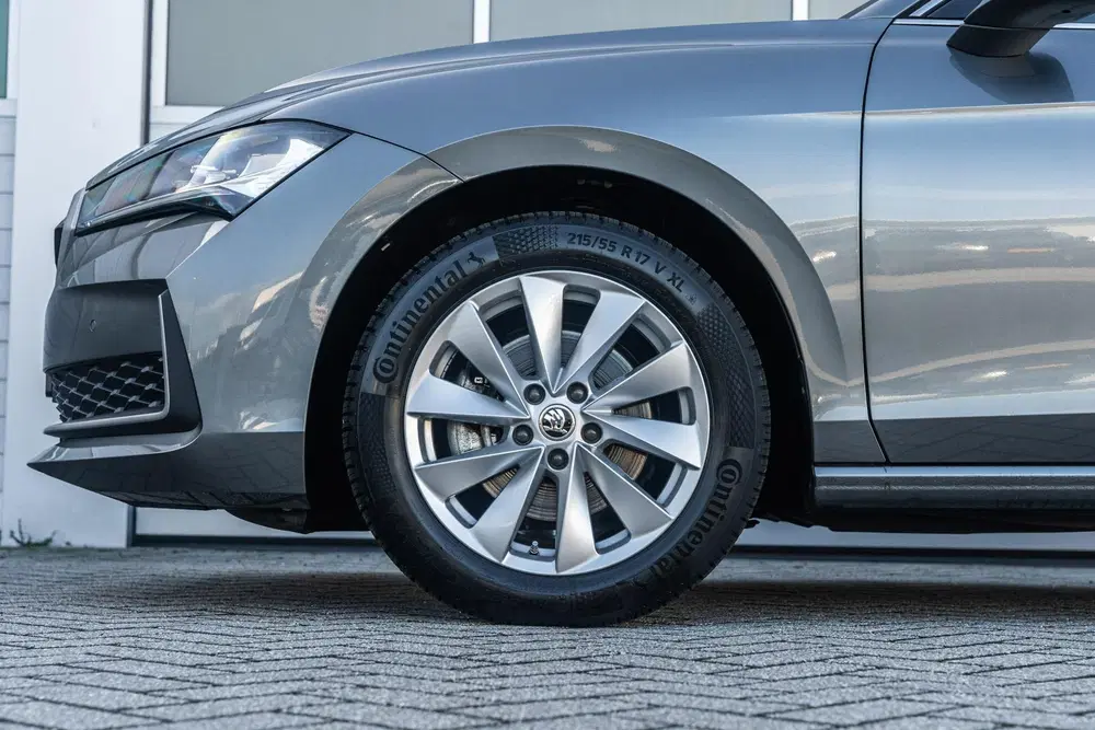 Skoda Superb 1.5 TSI 150pk DSG MHEV First Edition uit 2024, foto 14