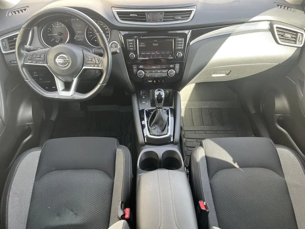 Nissan Qashqai 1.3 DIG-T N-Connecta uit 2019, foto 2