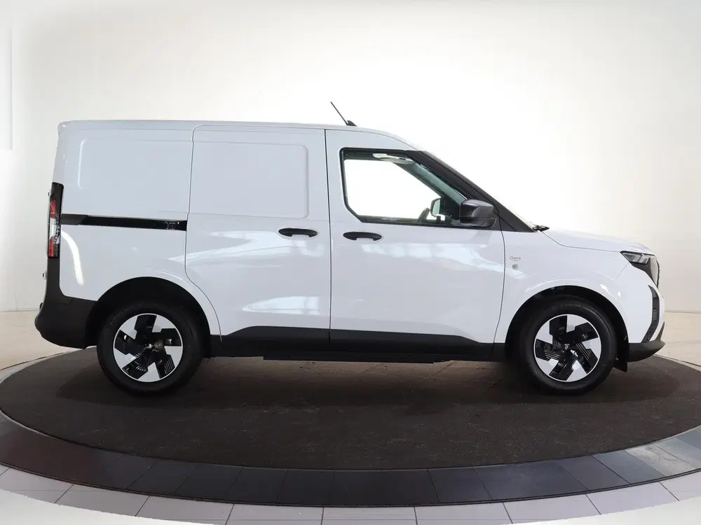 Ford Transit Courier Trend 46 kWh PARKEERSENSOREN V+A uit 2026, foto 6