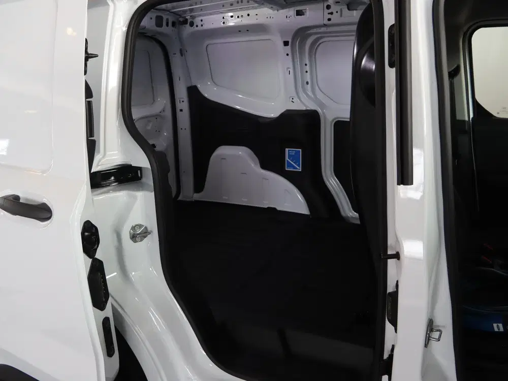 Ford Transit Courier Trend 46 kWh PARKEERSENSOREN V+A uit 2026, foto 9