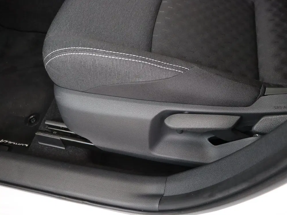 Toyota Corolla Hybrid 140 Active Cargo editio uit 2025, foto 10