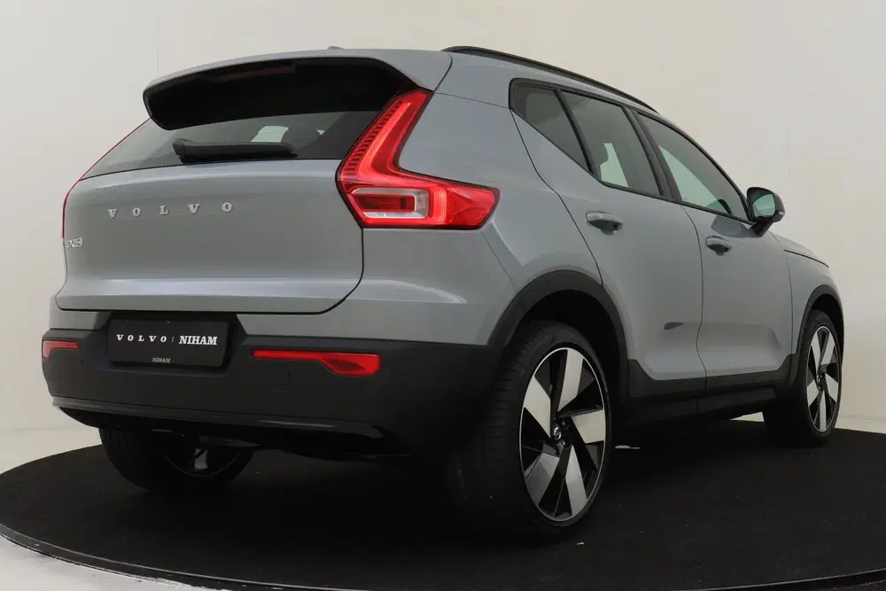 Volvo EX40 SINGLE MOTOR ESSENTIAL 70 kWh -CAMERA uit 2026, foto 3