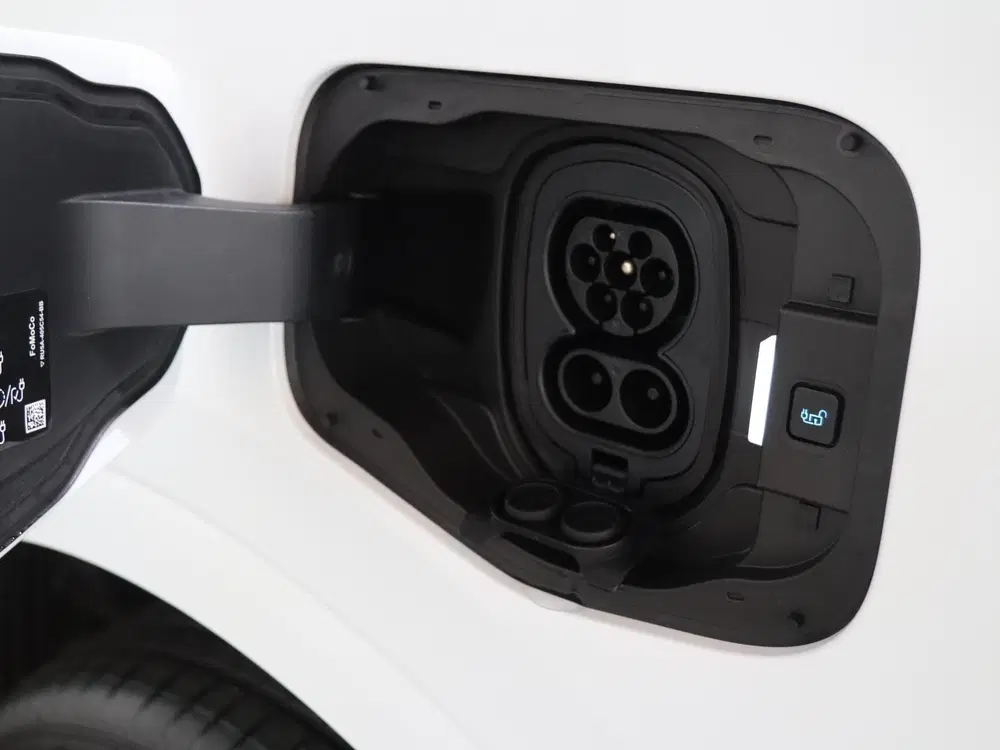 Ford Transit Courier Trend 46 kWh PARKEERSENSOREN V+A uit 2026, foto 11