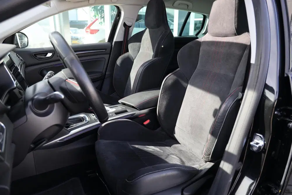 Renault Megane 1.6 E-Tech Plug-In Hybrid 160 R.S. Lin uit 2021, foto 6
