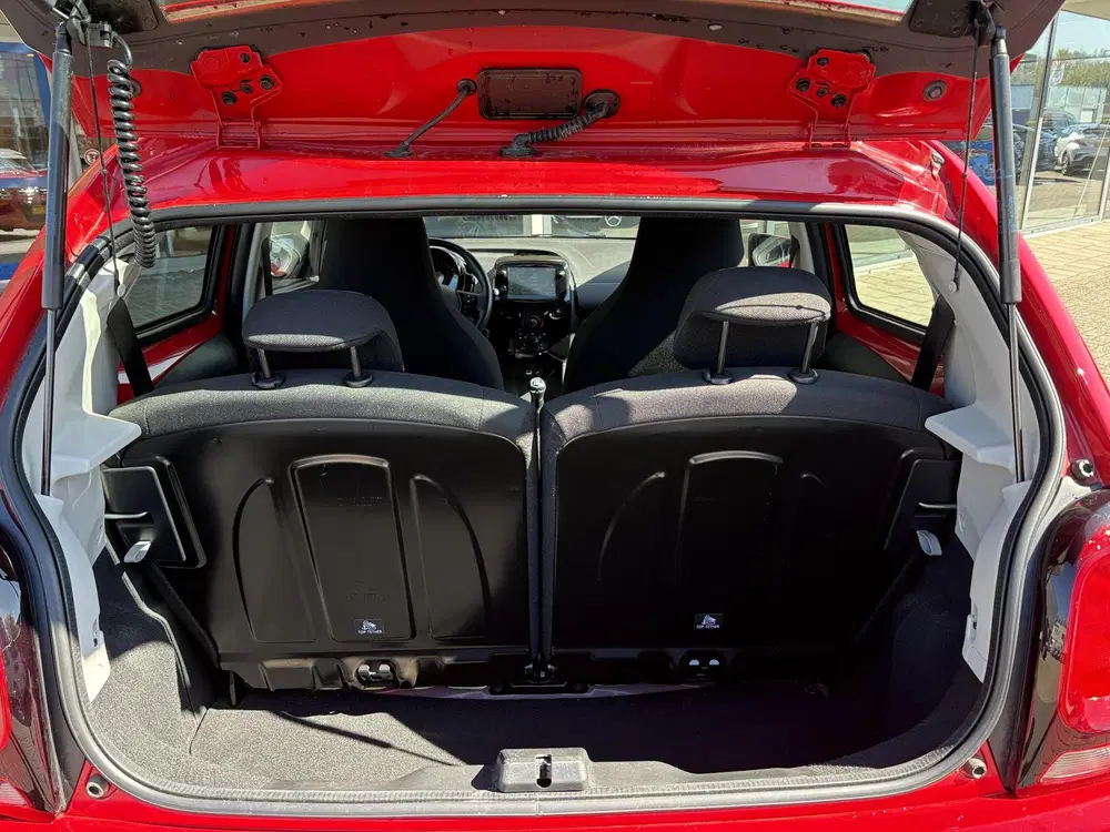 Citroën C1 Citroen C1 1.0 VTi Shine uit 2021, foto 10