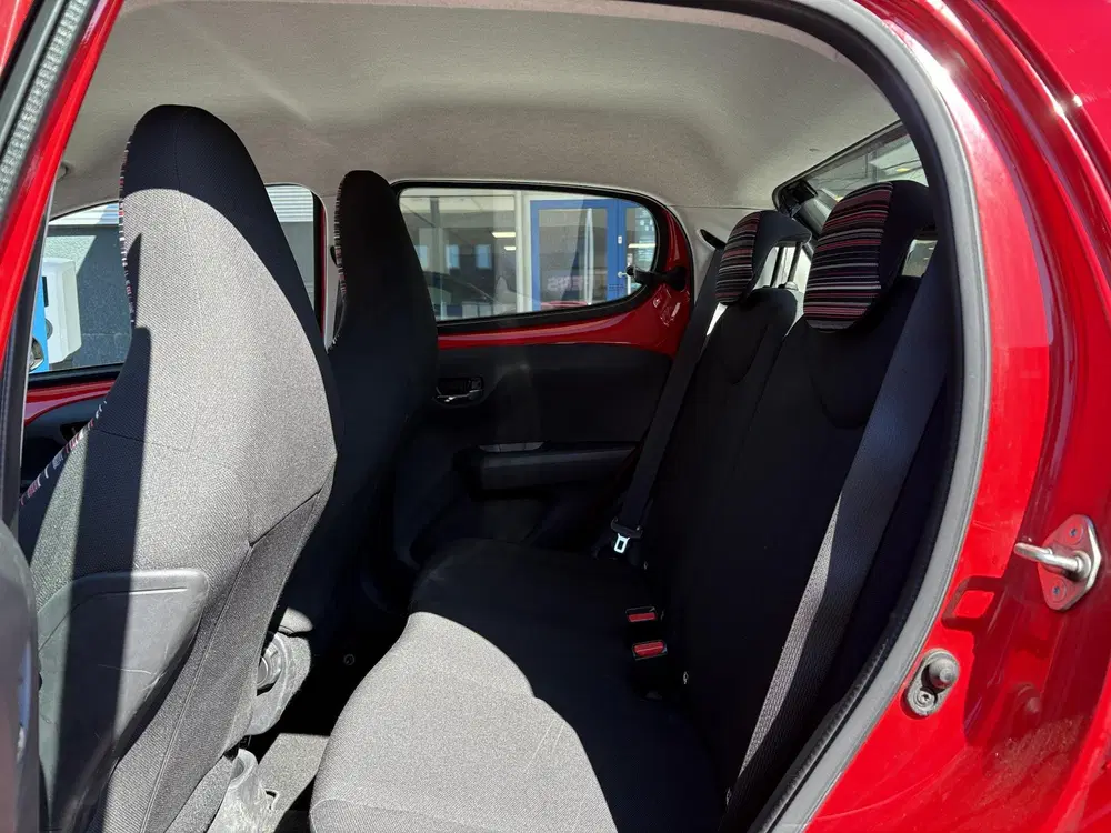 Citroën C1 Citroen C1 1.0 VTi Shine uit 2021, foto 14