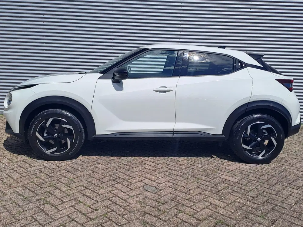 Nissan Juke 1.0 DIG-T N-Connecta uit 2023, foto 2
