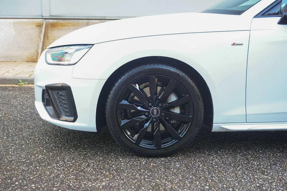 Audi A4 40 TFSI 204pk MHEV S edition Competition uit 2024, foto 13