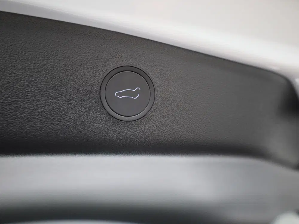 Tesla Model 3 RWD Long Range uit 2023, foto 12