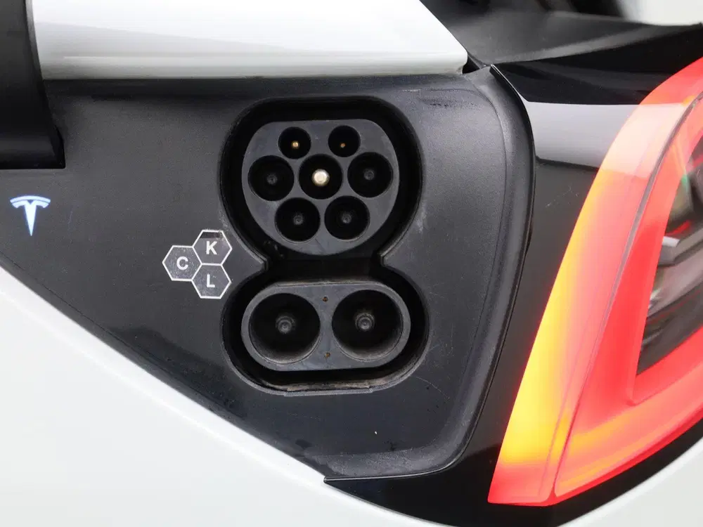 Tesla Model 3 RWD Long Range uit 2023, foto 14