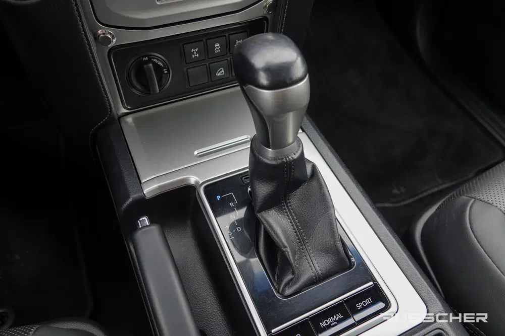 Toyota Land Cruiser 2.8 D-4D-F Challenger 204Pk Aut. uit 2023, foto 9