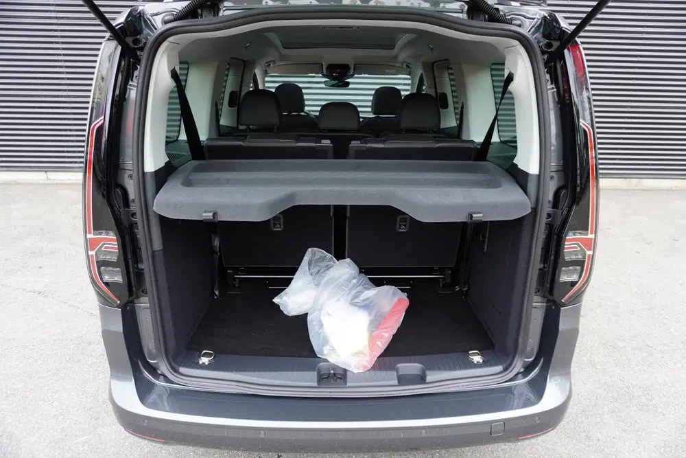 Volkswagen Caddy Maxi L2 150pk Plug-in Hybride Style Automa uit 2026, foto 10
