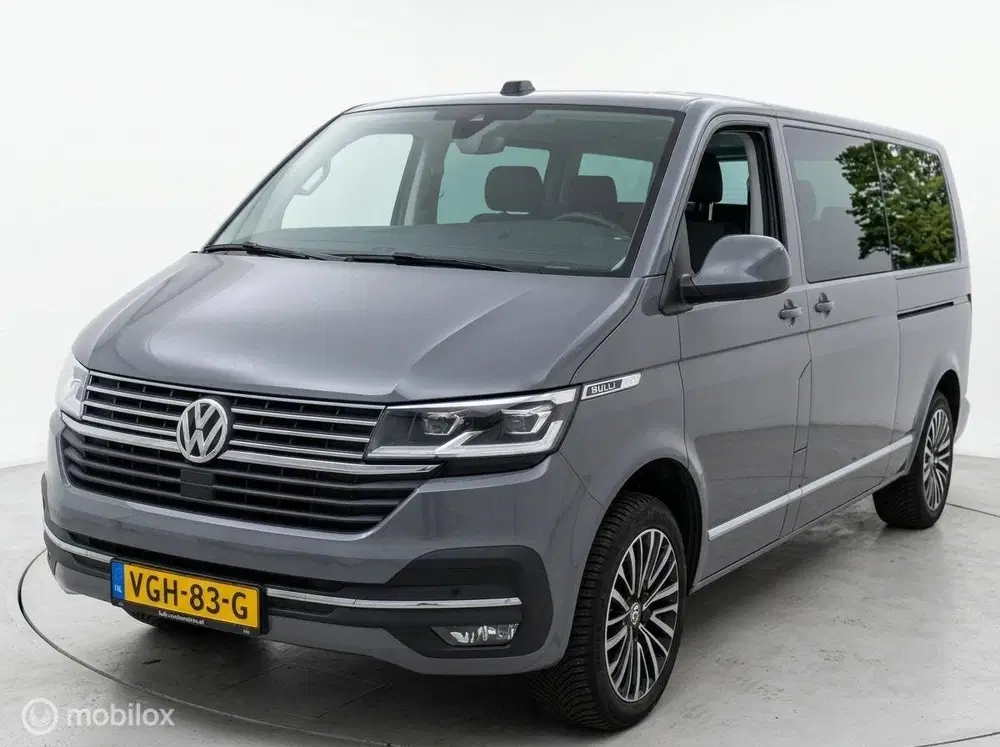 Volkswagen Transporter 2.0 TDI L2H1 30 DC Bulli LED uit 2020, foto 3