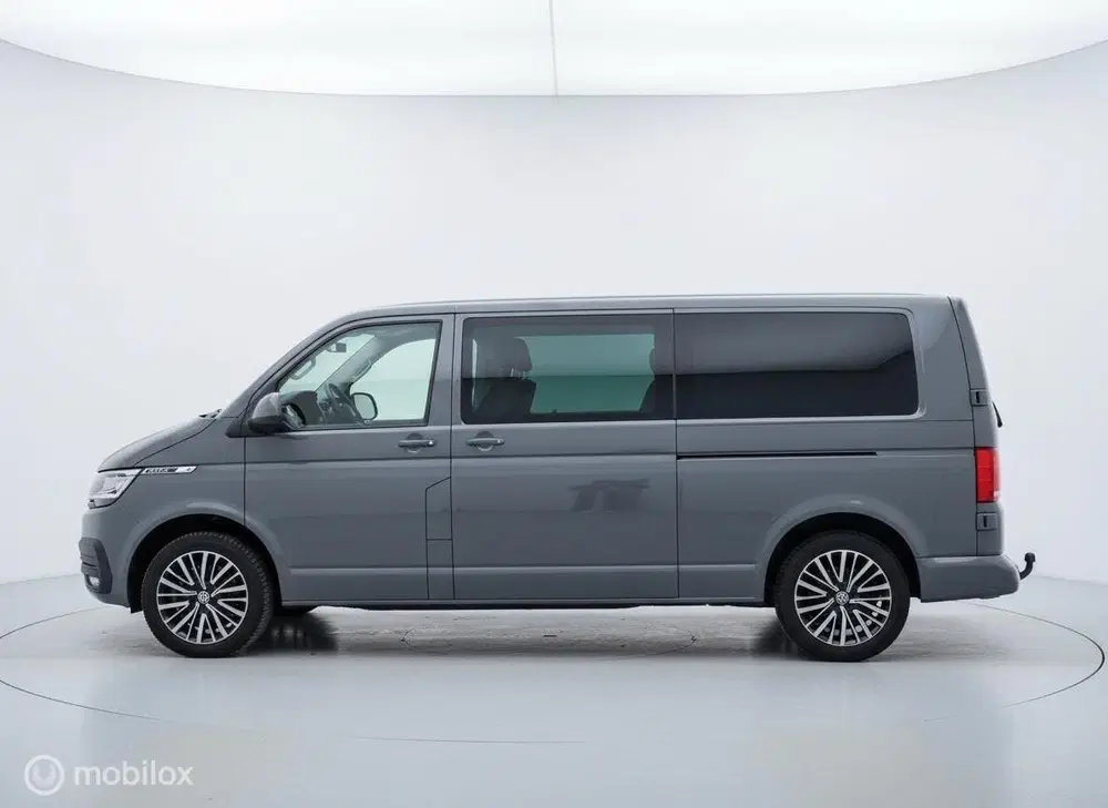 Volkswagen Transporter 2.0 TDI L2H1 30 DC Bulli LED uit 2020, foto 6