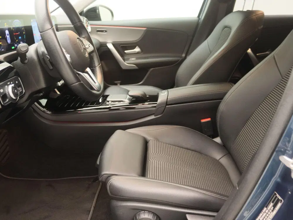 Mercedes-Benz A-Klasse 250 e Business Solution AMG Limited uit 2021, foto 13