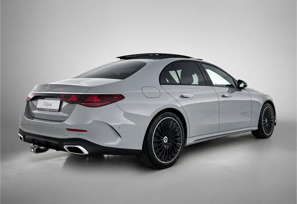 Mercedes-Benz E-Klasse 300 e Sport Edition uit 2026, foto 2