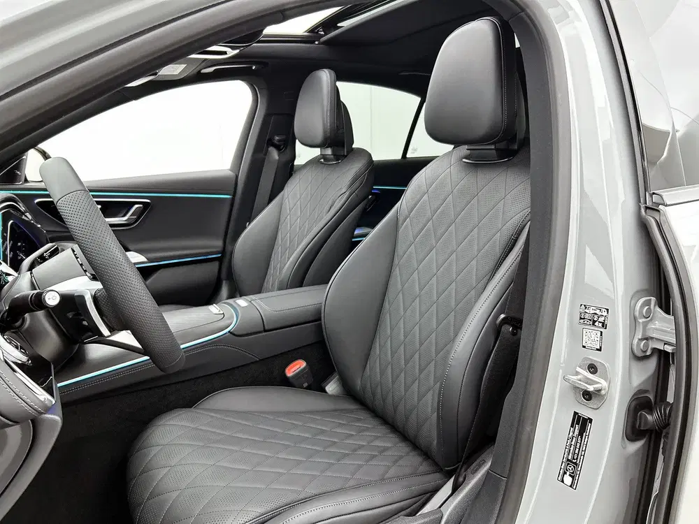 Mercedes-Benz E-Klasse 300 e Sport Edition uit 2026, foto 5