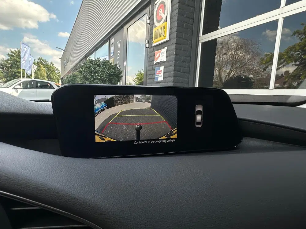 Mazda 3 2.0 e-SkyActiv-G M Hybrid Automaat uit 2023, foto 10