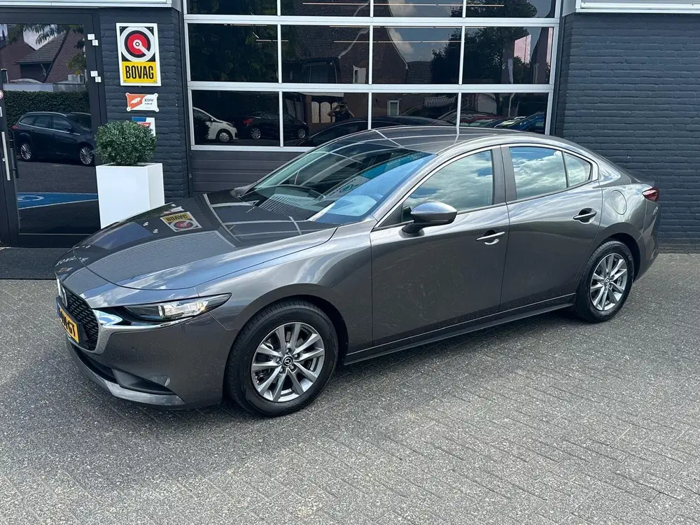 Mazda 3 2.0 e-SkyActiv-G M Hybrid Automaat uit 2023, foto 15