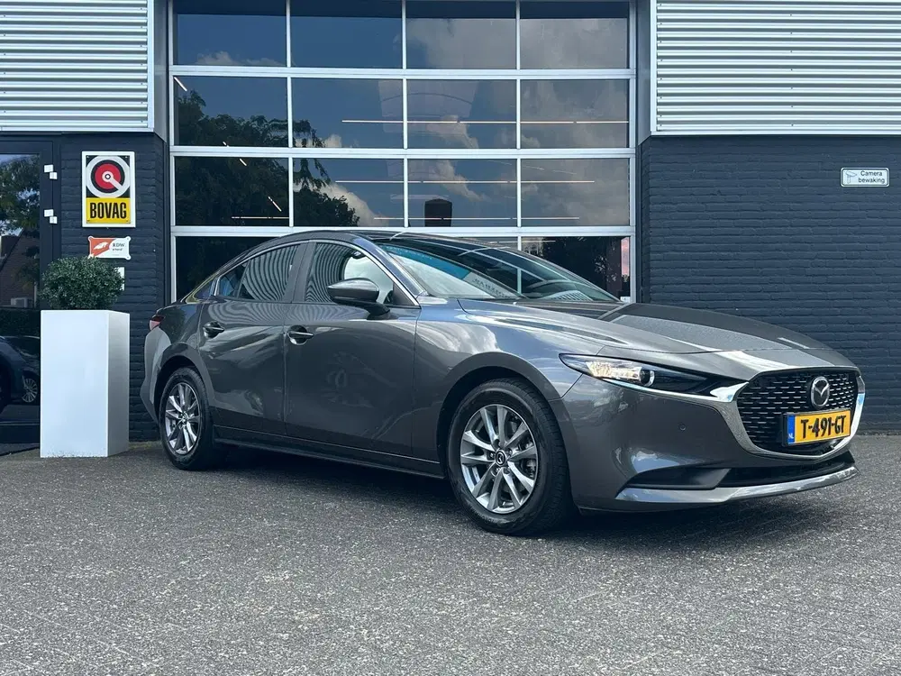 Mazda 3 2.0 e-SkyActiv-G M Hybrid Automaat uit 2023, foto 5