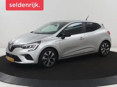 Renault Clio 1.6 E-Tech Full Hybrid 145 esprit Alpine uit 2023