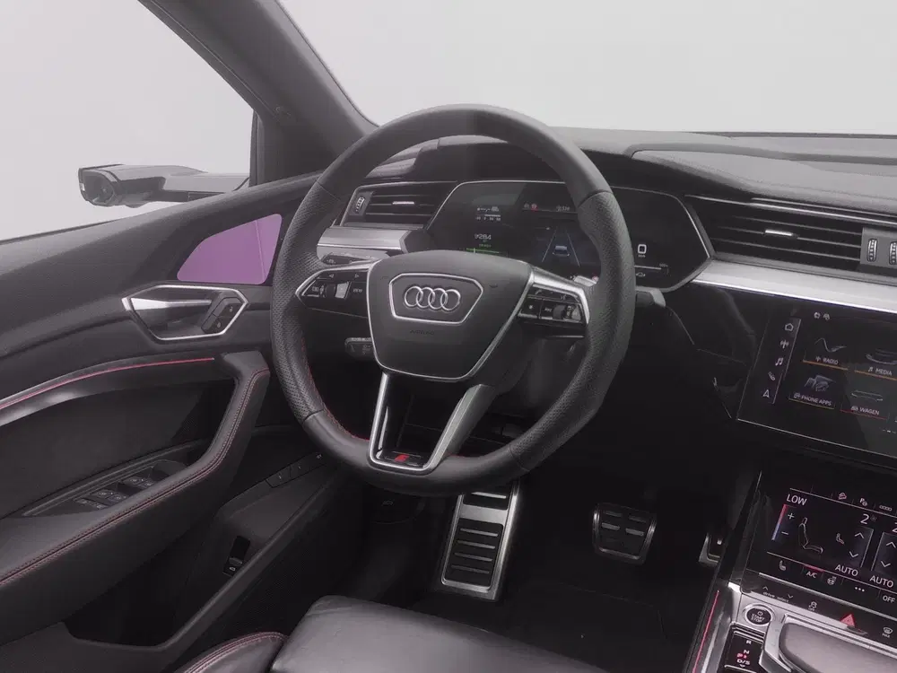 Audi Q8 55 quattro S Edition 408 PK 115 kWh uit 2024, foto 9