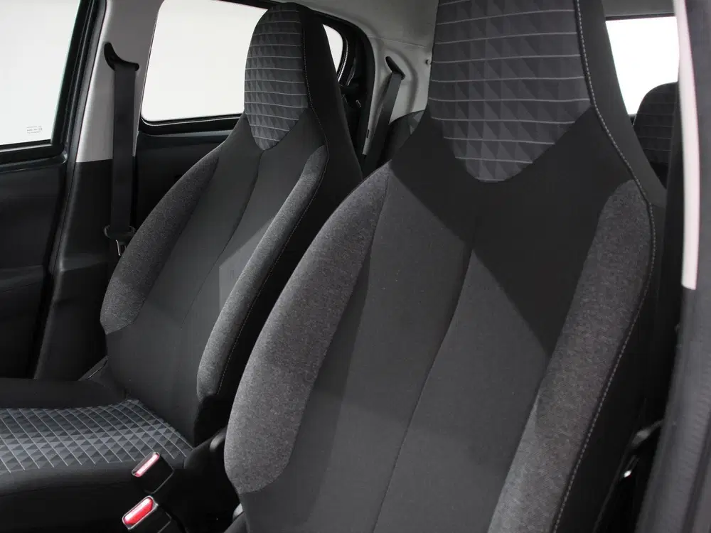 Peugeot 108 1.0 e-VTi Active Airco Bluetooth Led DAB 5 uit 2021, foto 11