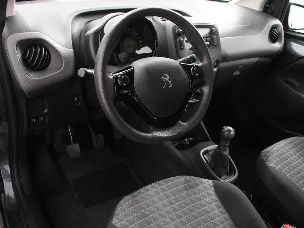 Peugeot 108 1.0 e-VTi Active Airco Bluetooth Led DAB 5 uit 2021, foto 2